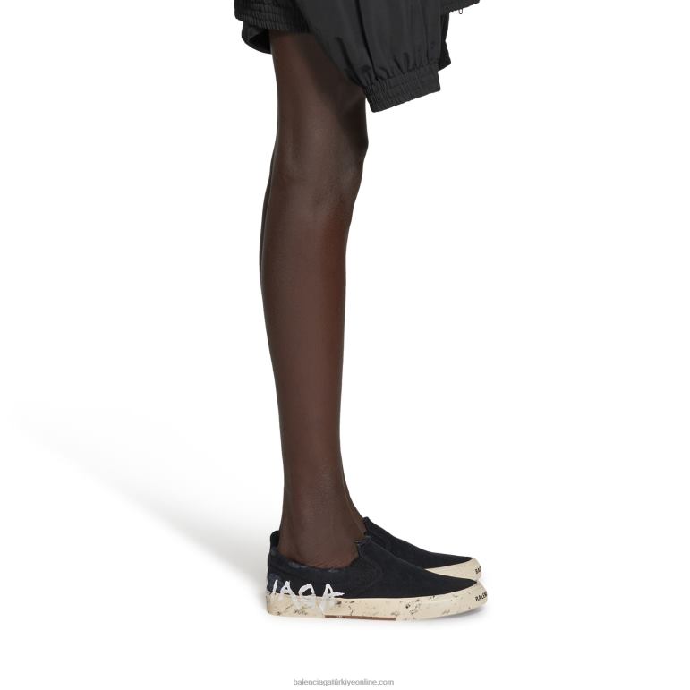 siyah DBJ0F1261 erkek paris slip on graffiti spor ayakkabı Balenciaga