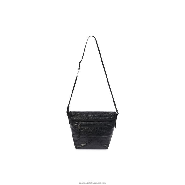 siyah DBJ0F1337 erkekler kaşif küçük askılı çanta Balenciaga