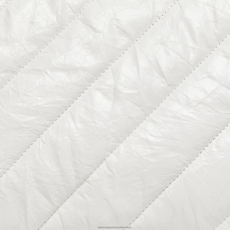 optik beyaz DBJ0F302 kadın kapitone orta boy zincir çanta ezmek Balenciaga